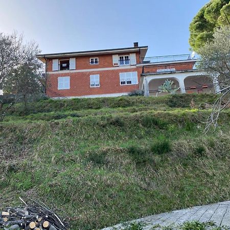 Casa Vacanza Villa Patrizia Follo Alto Εξωτερικό φωτογραφία