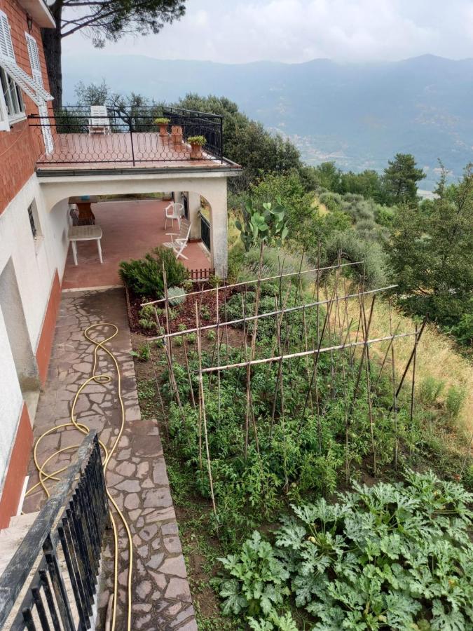 Casa Vacanza Villa Patrizia Follo Alto Εξωτερικό φωτογραφία